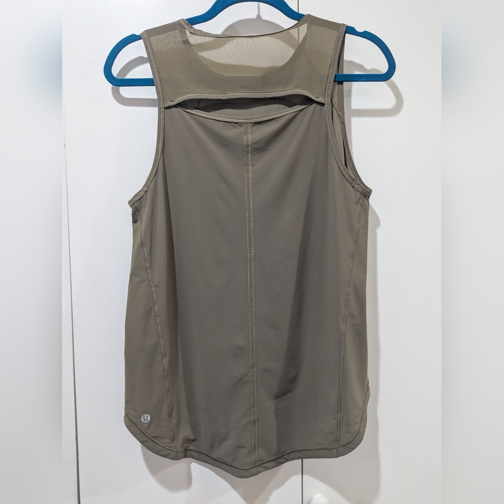 Women's Tan Sleeveless Top